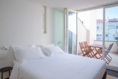 14_Studio-apartment-Bedroom-Private-terrace-1