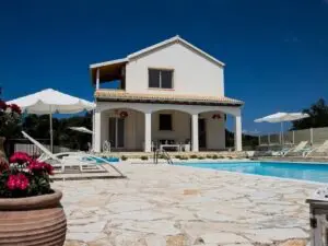 Villa Fedrita - Logeren bij Belgen in Griekenland (Corfu)