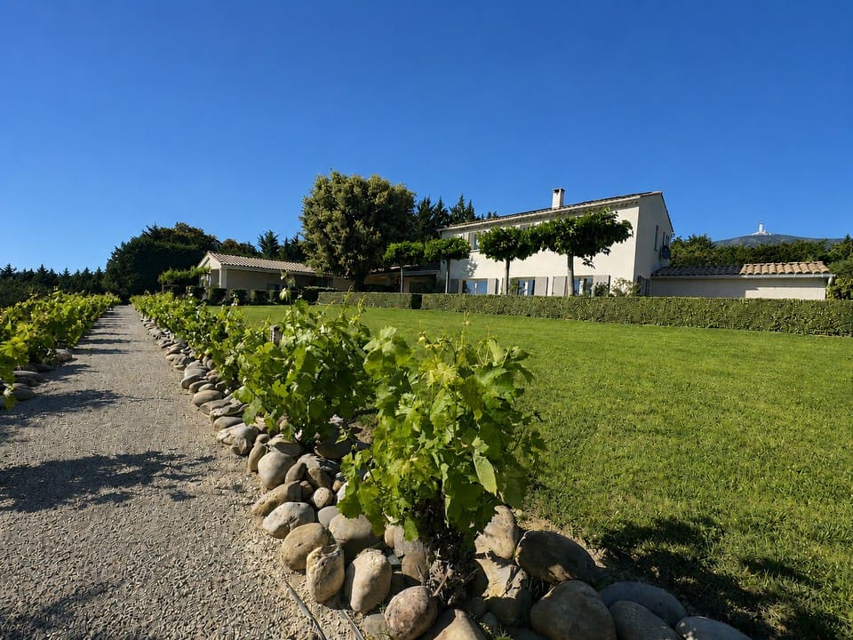 La Bastide au Ventoux - Logeren bij Belgen in Frankrijk
