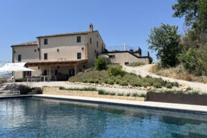 Brezza di sera Agriturismo - Logeren bij Belgen in Italië