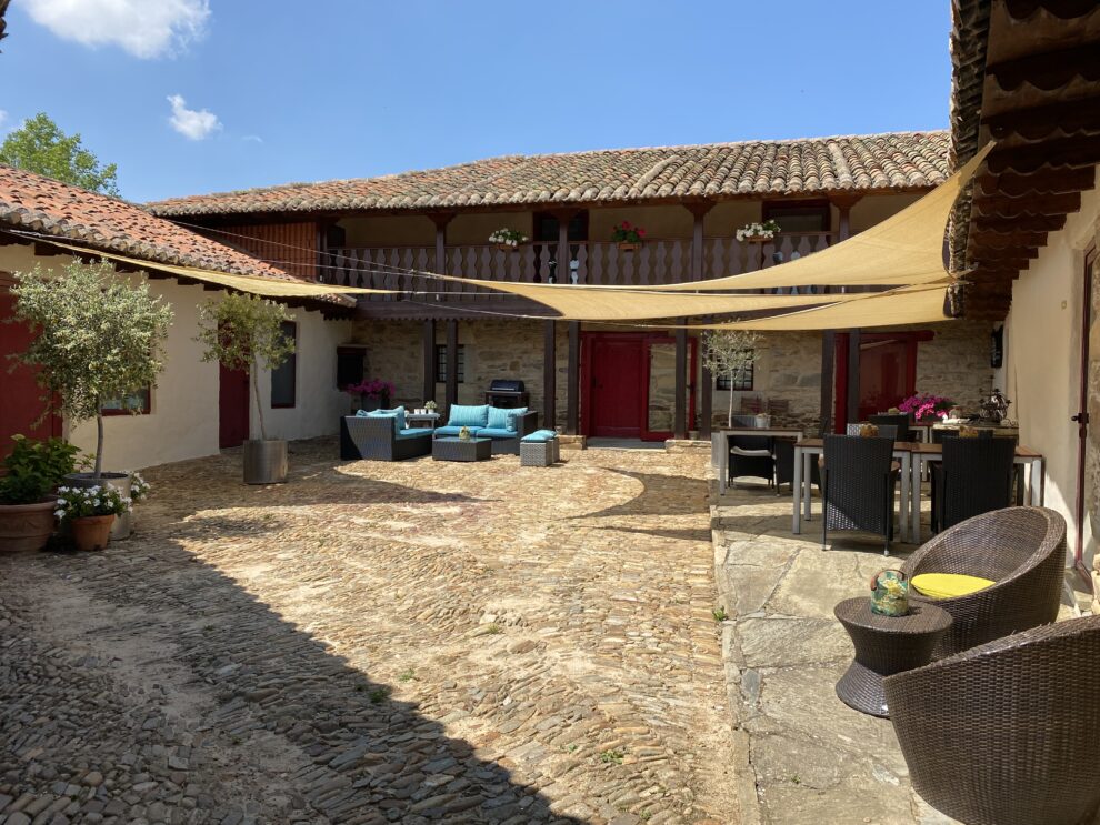 Casa Rural a-ti - Logeren bij Belgen in Spanje
